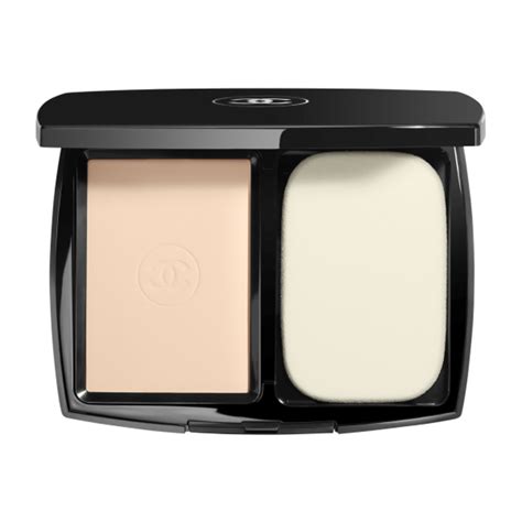 chanel le teint ultra ultrawear flawless compact foundation|Chanel ultra le teint shades.